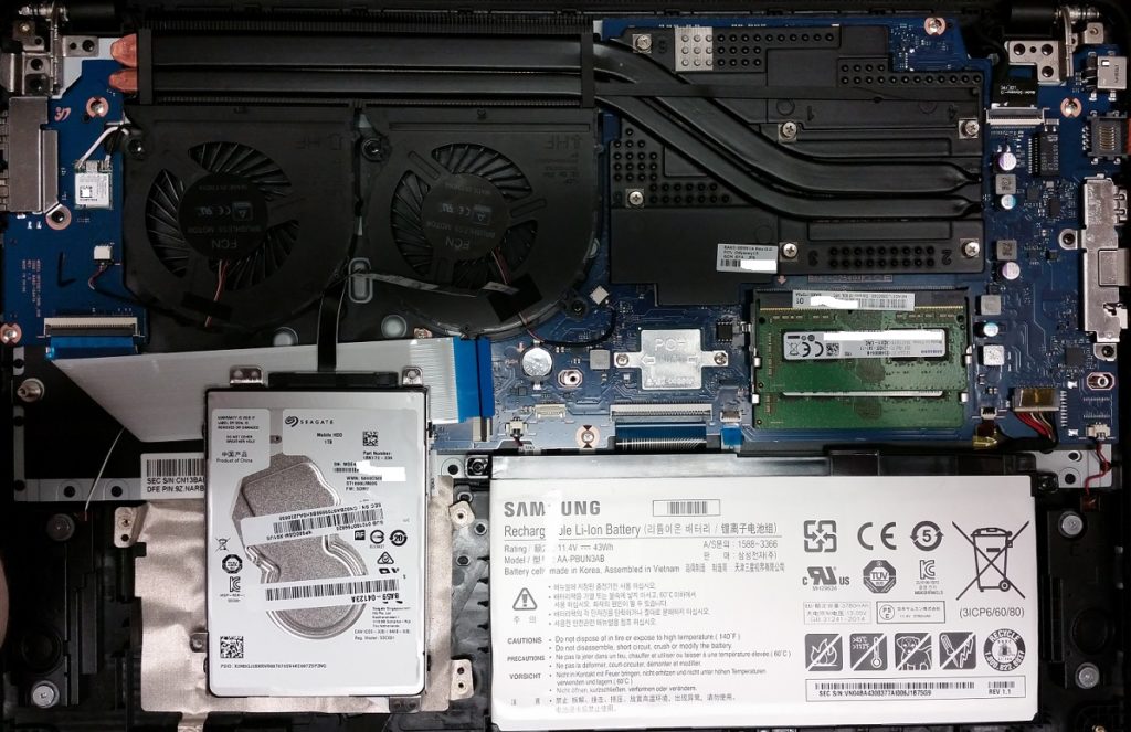 Laptop data recovery service